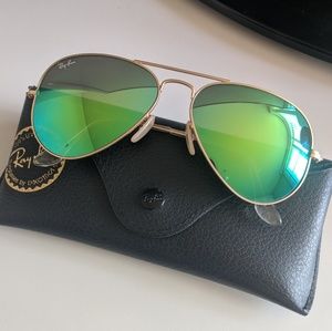 Ray-Ban Aviator Sunglasses - Green Flash Lenses